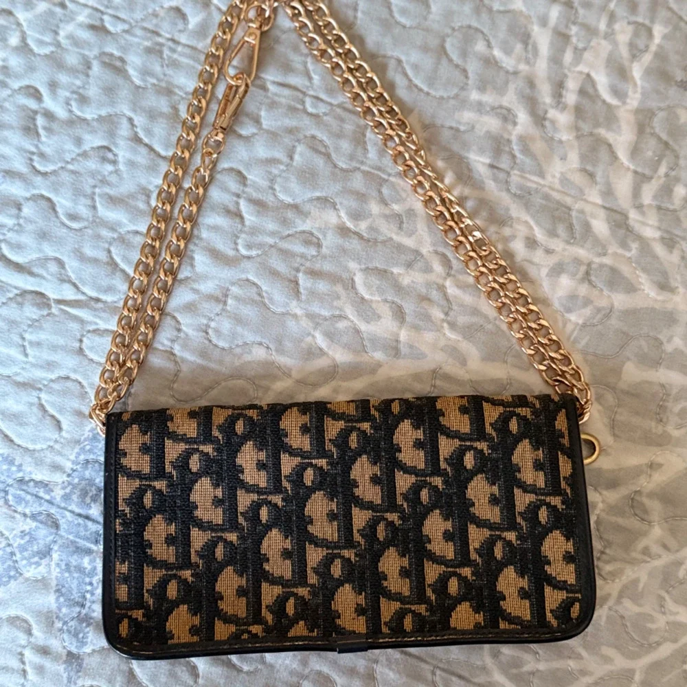 SOLD - Picture 2 of 5